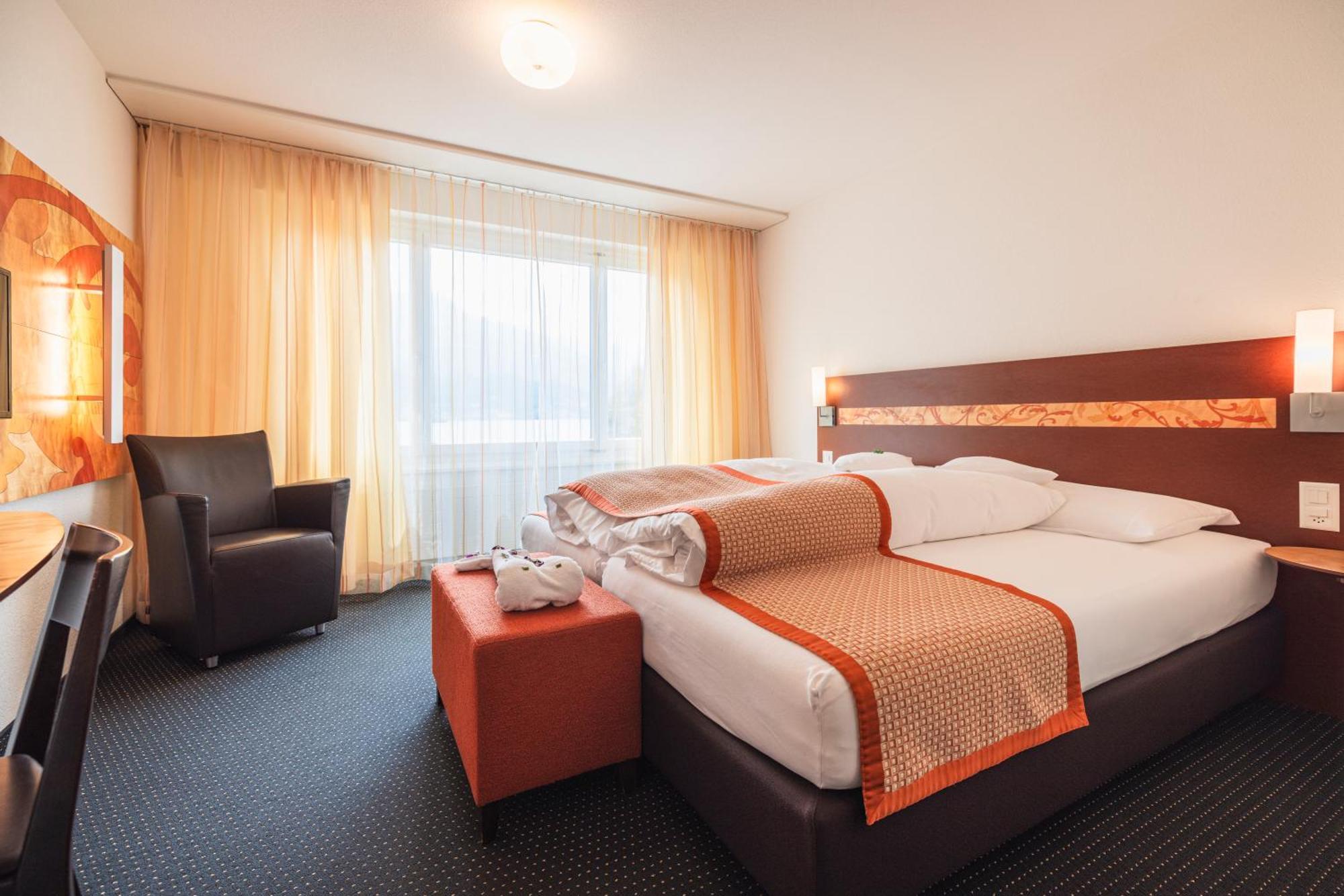 Hotel Seehof Superior Валенштадт Экстерьер фото
